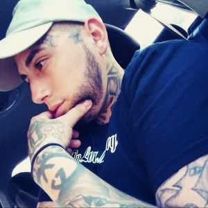 Meet your Posher, Gilberto